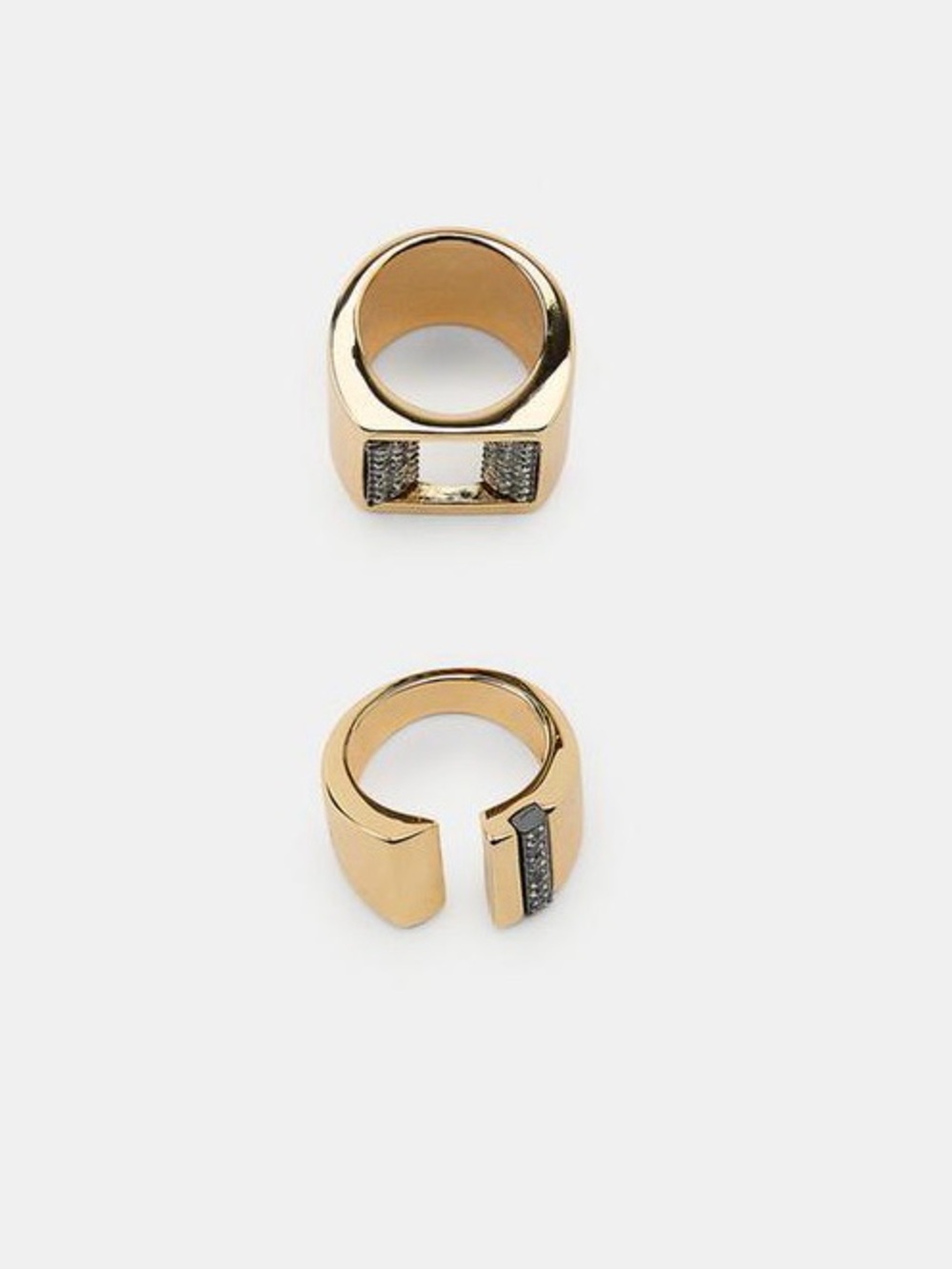 NWT. Zara Golden Set of Two Rings with Contrasting Rhinestones